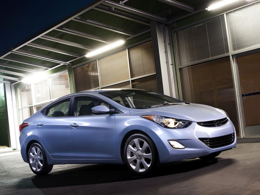  Hyundai Elantra 2010 года  (US) (фото 3 из 16)